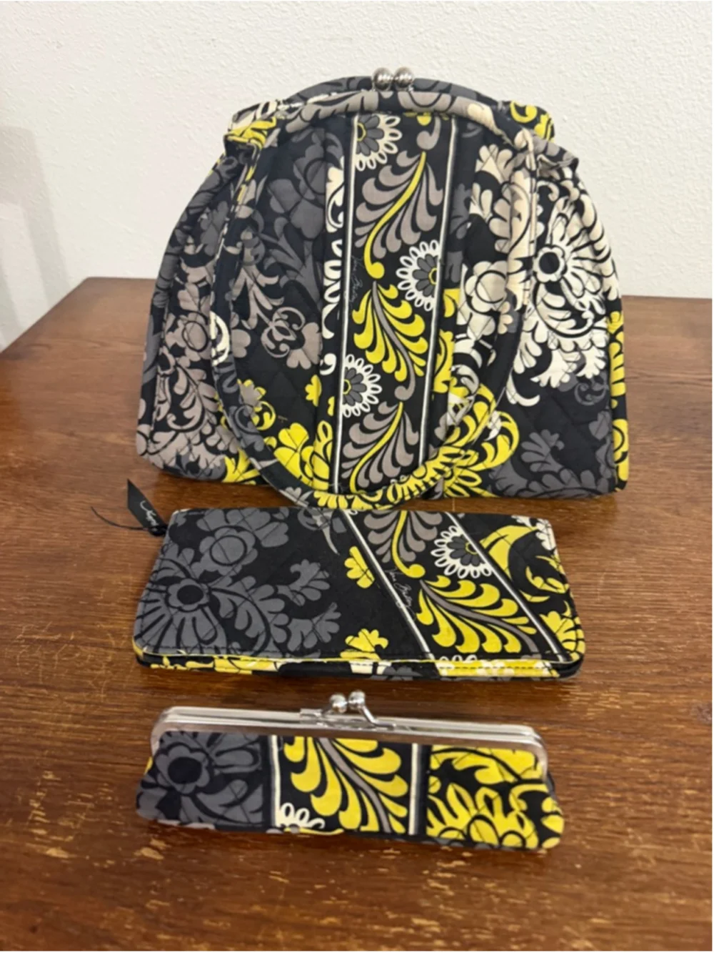 Vera Bradley 3 Pc Set Kiss Lock Frame Bag Wallet Eyeglass Case Retired Floral
